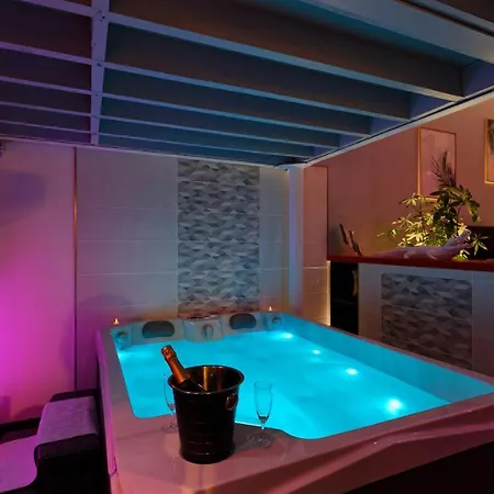 Romance Lofts De Gamme Avec Sauna לה האברה